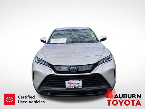 Certified 2024 Toyota Venza LE AWD/4WD image 3