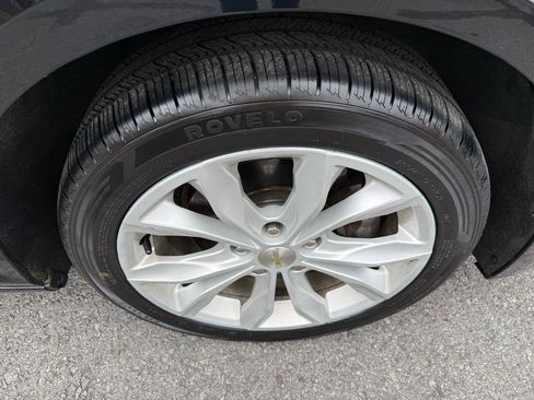 Used 2020 Chevrolet Malibu LT FWD image 39