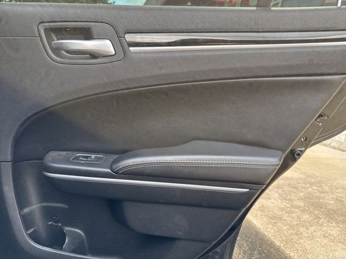 Used 2018 Chrysler 300 S w/ 300S Premium Group image 52