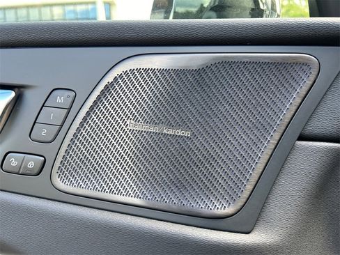 New 2026 Volvo XC60 B5 Plus w/ Protection Package Premier image 22