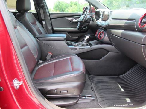 Used 2019 Chevrolet Blazer RS FWD image 10