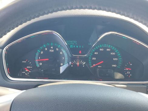 Used 2016 Chevrolet Traverse LT w/ Style and Technology Package image 36