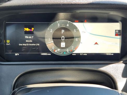 Used 2025 Land Rover Range Rover Velar Dynamic SE AWD/4WD image 7
