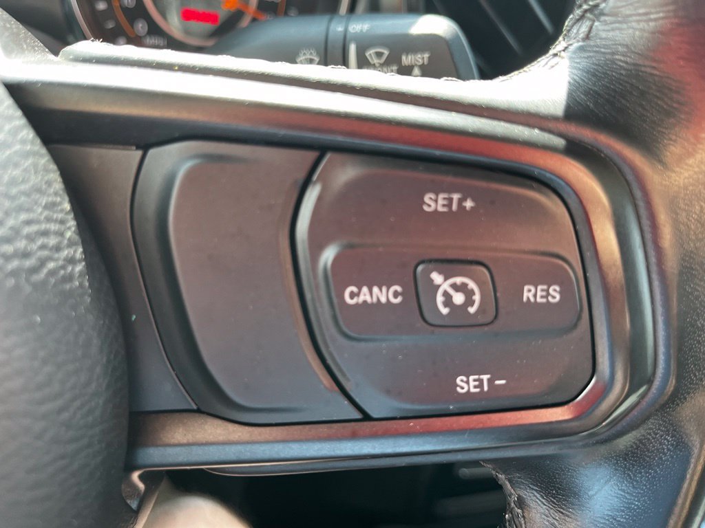 Used 2022 Jeep Gladiator Sport AWD/4WD image 12