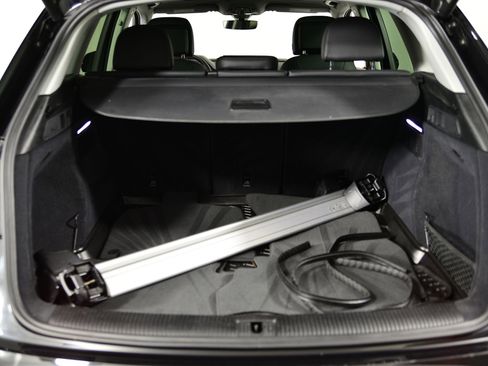 Used 2023 Audi Q5 2.0T Premium w/ Convenience Package image 24