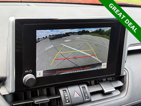 Used 2023 Toyota RAV4 XLE Premium FWD image 26