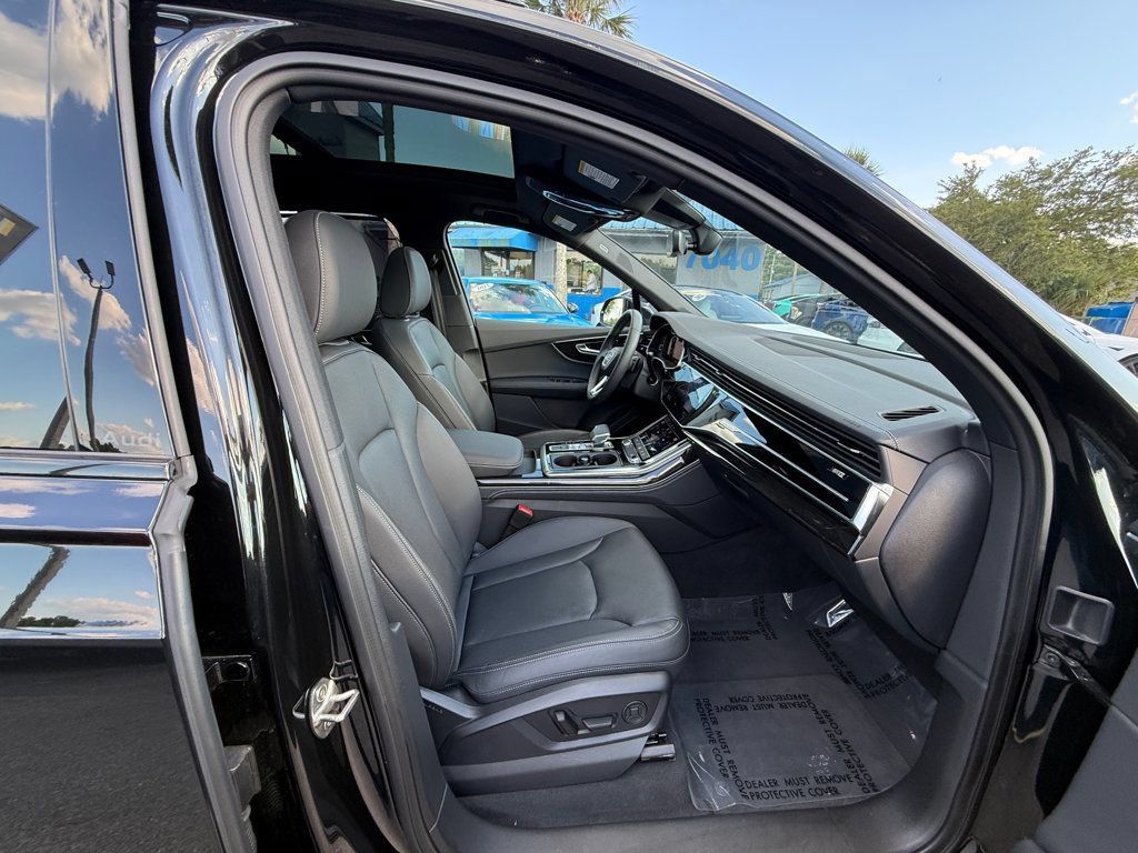Used 2025 Audi Q7 3.0T Premium Plus AWD/4WD image 42
