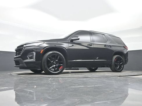 Used 2023 Chevrolet Traverse Premier w/ Redline Edition FWD image 26