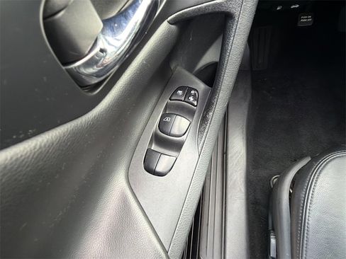 Used 2018 Nissan Altima 2.5 SV image 6