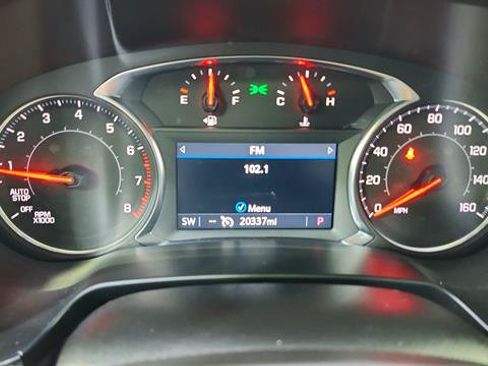 Used 2025 Chevrolet Blazer LT FWD image 12