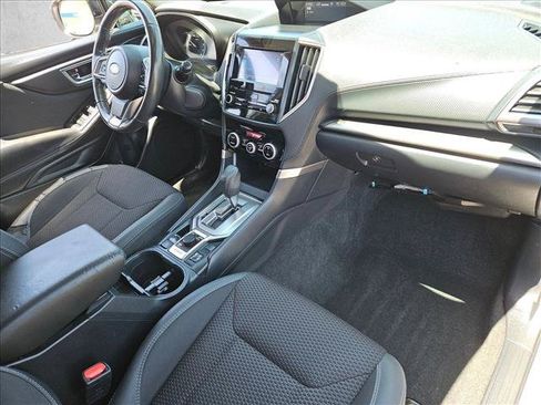 Used 2019 Subaru Forester Premium AWD/4WD image 25
