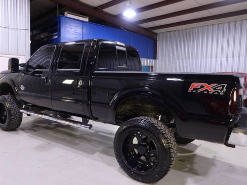 Used 2016 Ford F250 Lariat w/ Lariat Ultimate Package image 2