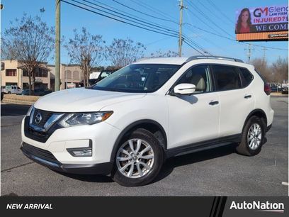 Used 2017 Nissan Rogue SV w/ SV Premium Package