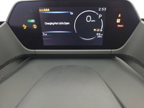 Used 2025 Toyota bZ4X AWD image 9