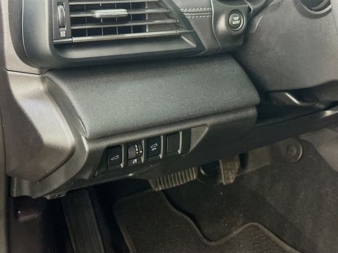 Used 2023 Subaru Outback Premium AWD/4WD image 17