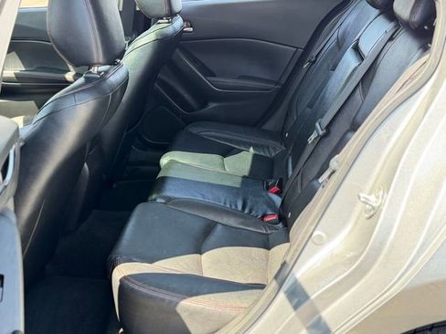 Used 2014 MAZDA MAZDA3 s Grand Touring w/ Technology Package image 24