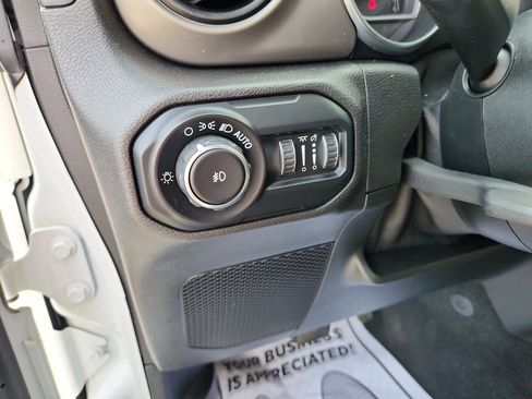 Used 2019 Jeep Wrangler Unlimited Sport S image 26