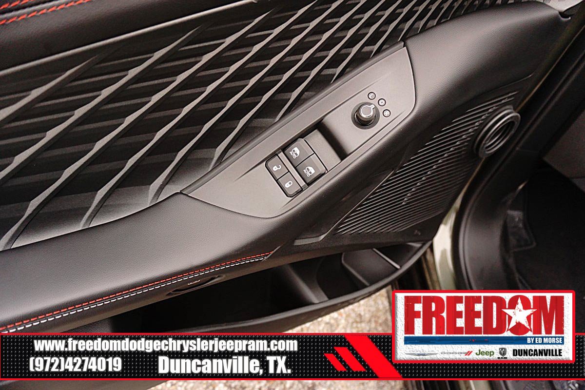 New 2026 Dodge Charger Scat Pack w/ Blacktop Package AWD/4WD image 34