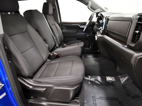 Used 2024 GMC Sierra 1500 Elevation w/ LPO, Elevation Black Package AWD/4WD image 18