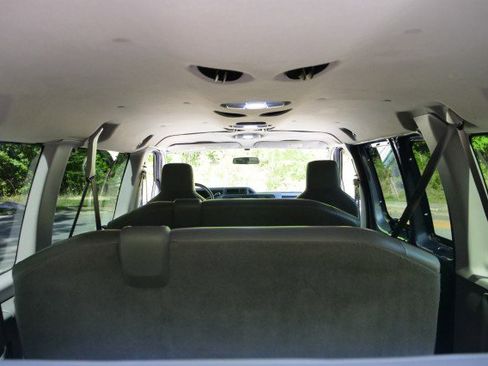 Used 2013 Ford E-350 and Econoline 350 XL w/ PWR Windows & Locks Group image 23