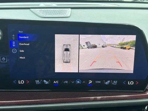 Used 2026 Chevrolet Traverse RS w/ LPO, Floor Liner Package FWD image 23