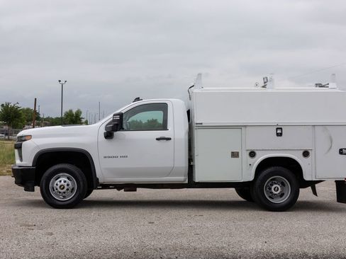 Used 2022 Chevrolet Silverado 3500 W/T w/ WT Convenience Package image 4