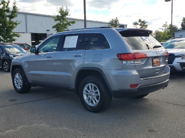 Certified 2020 Jeep Grand Cherokee Laredo RWD image 5