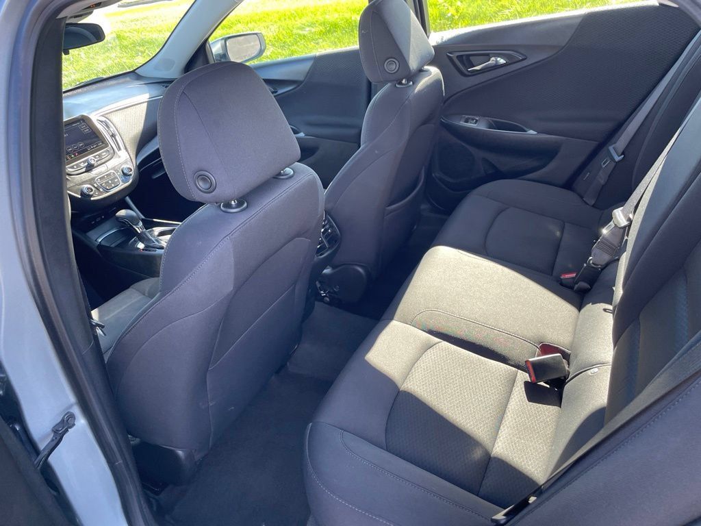 Used 2024 Chevrolet Malibu LT FWD image 19