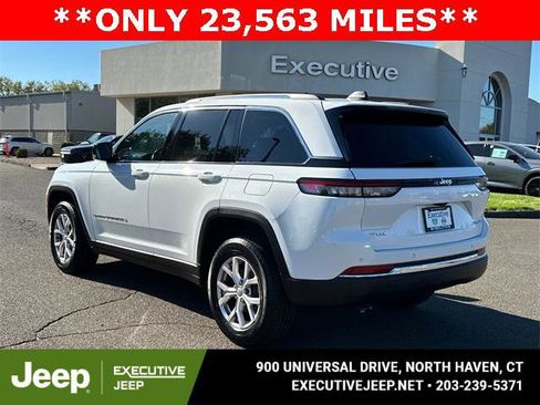 Certified 2022 Jeep Grand Cherokee Limited image 4