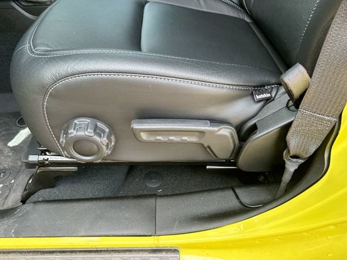 Used 2022 Jeep Wrangler Unlimited Sport image 12