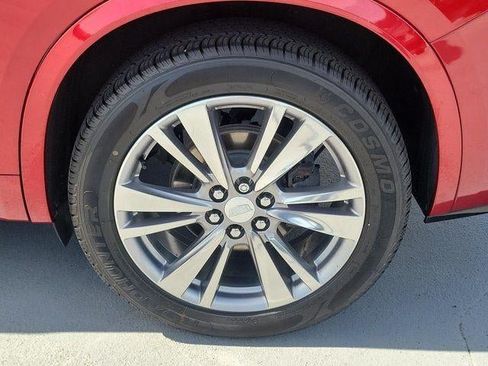 Certified 2023 Cadillac XT6 Premium Luxury FWD image 9