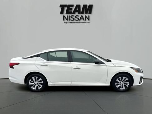 Certified 2025 Nissan Altima 2.5 S FWD image 19