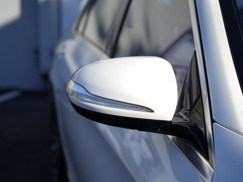 Used 2014 Mercedes-Benz S 550 Sedan image 9