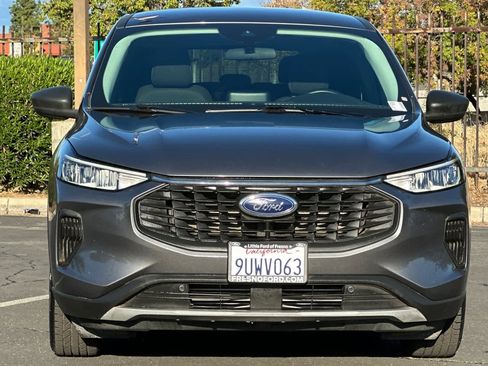 Certified 2024 Ford Escape Active image 11