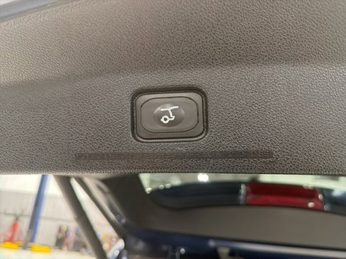 Used 2016 Ford Explorer XLT w/ Equipment Group 202A image 42