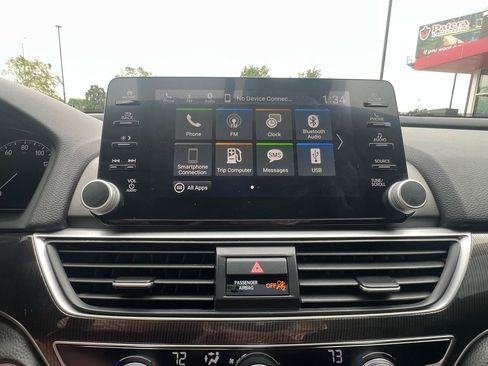 Used 2019 Honda Accord Sport image 13