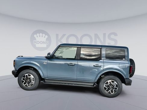 New 2025 Ford Bronco Outer Banks image 2