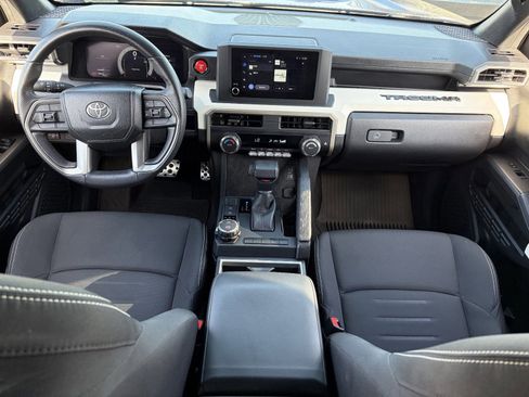 Used 2024 Toyota Tacoma TRD Sport AWD/4WD image 16