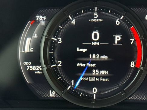 Used 2019 Lexus UX 200 F Sport w/ F Sport Premium Package FWD image 31