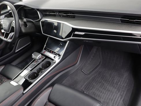 Used 2024 Audi RS 6 performance image 26