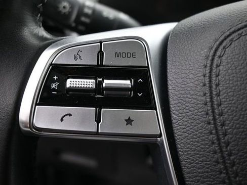 Used 2023 Kia Telluride EX w/ EX Captain's Chair Package FWD image 16