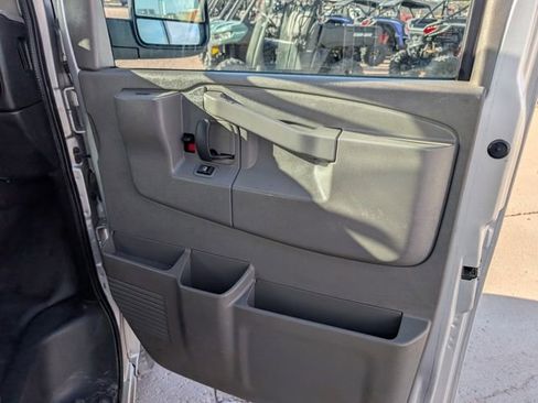 Used 2016 Chevrolet Express 2500 LS image 21