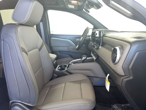New 2026 Chevrolet Colorado ZR2 AWD/4WD image 18