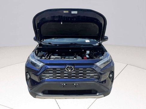 Used 2022 Toyota RAV4 Limited FWD image 70