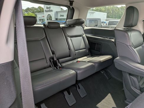Used 2025 Ford Expedition Active AWD/4WD image 33