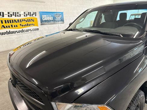 Used 2016 RAM 1500 Express w/ Black Ram 1500 Express Group image 92