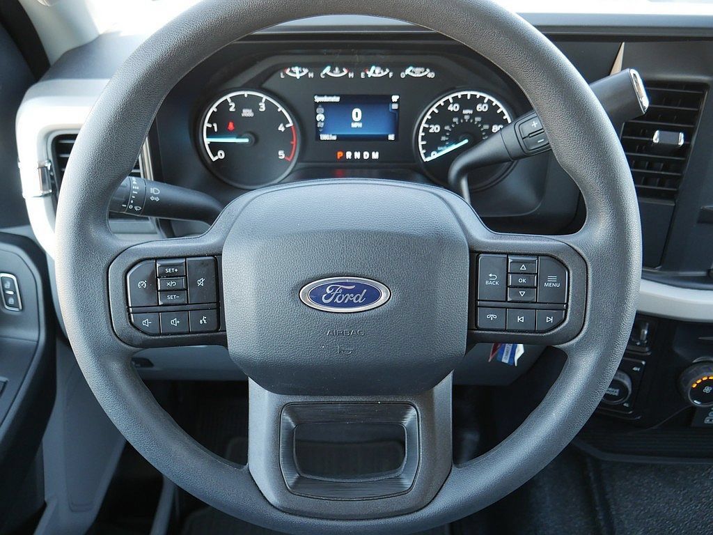 New 2026 Ford F350 XL w/ 360-Degree Camera Package AWD/4WD image 19