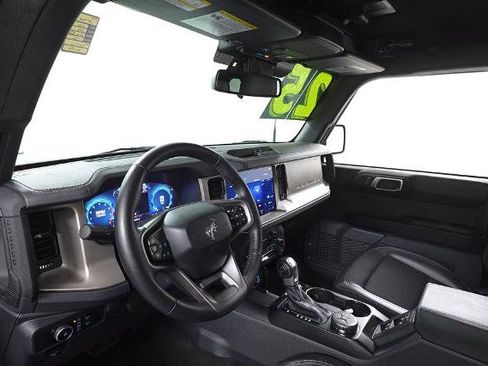 Certified 2025 Ford Bronco Outer Banks image 13