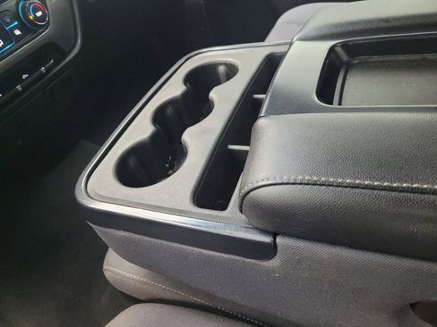 Used 2019 Chevrolet Silverado 1500 LT RWD image 26