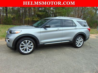 Used 2023 Ford Explorer Platinum w/ Technology Package